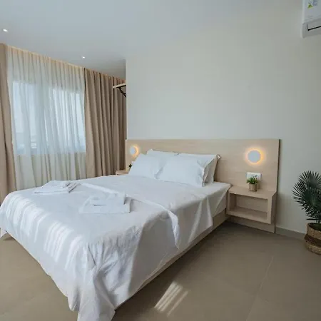 Ξενοδοχείο με διαμερίσματα Suel