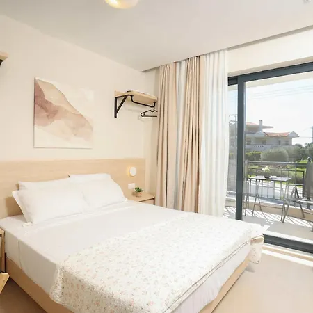 Suel Aparthotel 3*