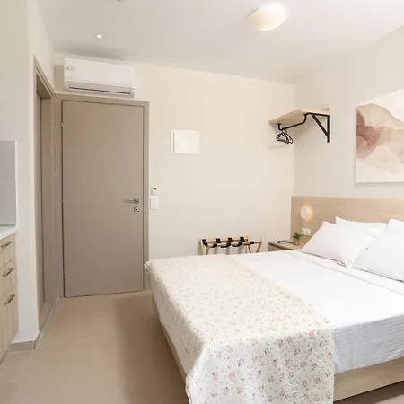 Aparthotel Suel 3*